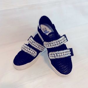 SCB Snickers BLACK Silver Modern Trendy